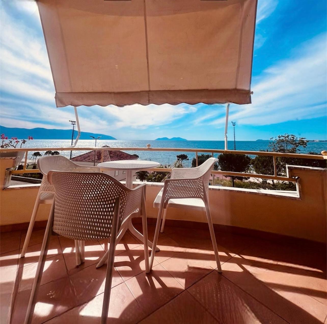 Hotel Lungomare Vlorë Exterior foto