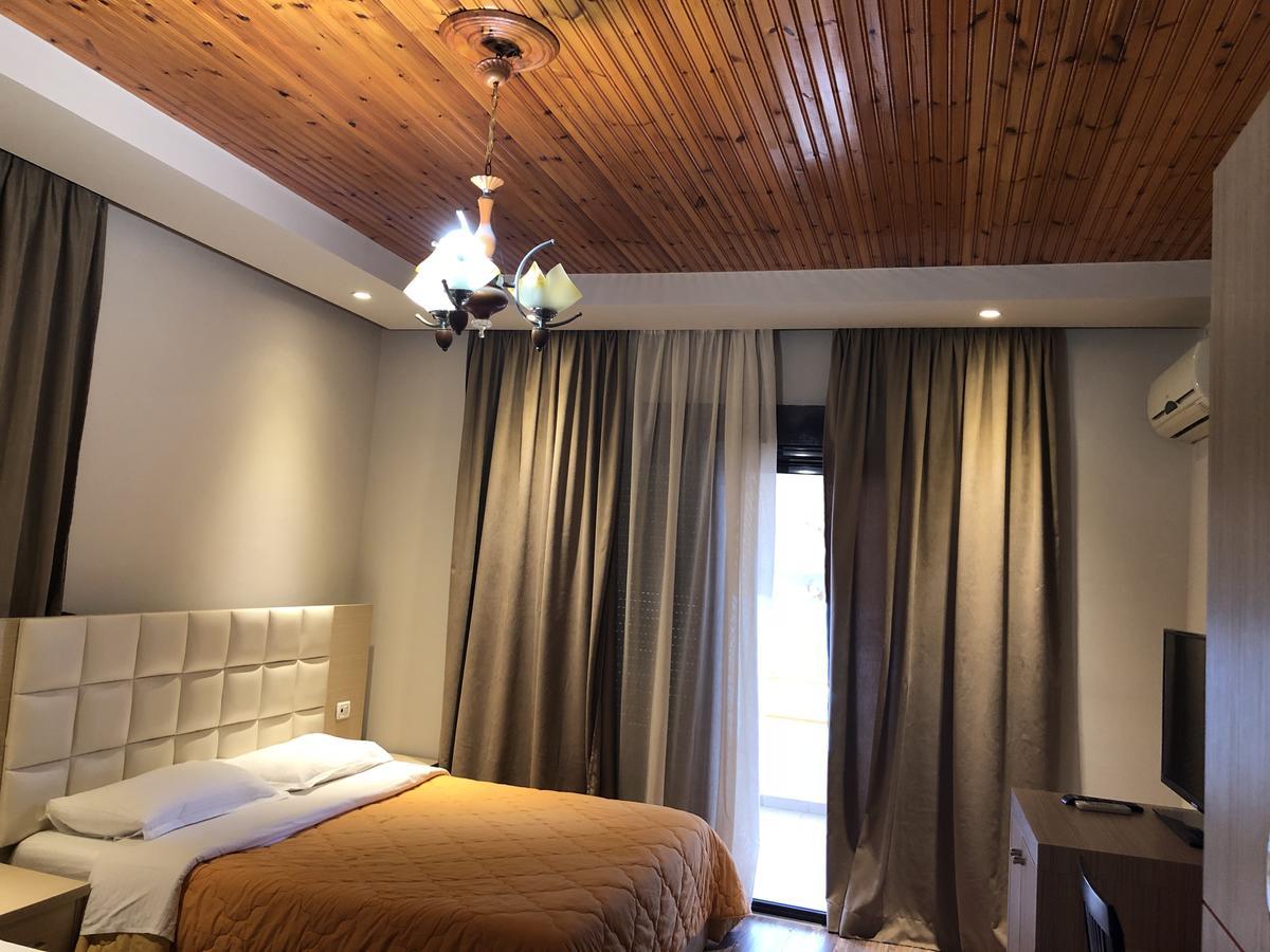 Hotel Lungomare Vlorë Exterior foto